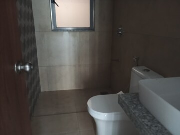 Bathroom in 2 BHK Apartment at Kalpataru Immensa, Kolshet Road – for Sale