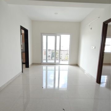 Room in 2 BHK Apartment at Kamala Arcade Kondapur, Kondapur – for Rent