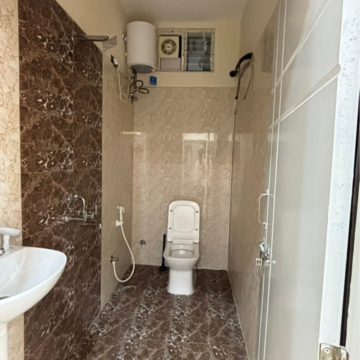 Bathroom in 1 BHK Apartment at Legend Flora Kondapur, Masjid Banda – for Rent