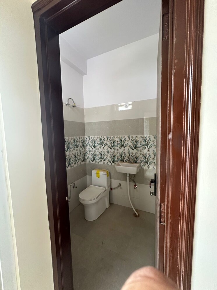 Bathroom, kedia-aravali 3 Bedroom 1500 Sq.Ft. Villa In Machwa Jaipur 9160164