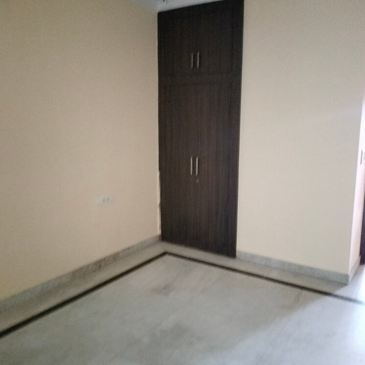 Room, gomti nagar 6 Bedroom 2200 Sq.Ft. Villa In Gomti Nagar Lucknow 9160193