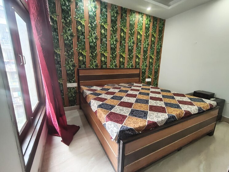 Bedroom, freedom fighters enclave 3 Bedroom 1250 Sq.Ft. Builder Floor In Freedom Fighters Enclave Delhi 9160219