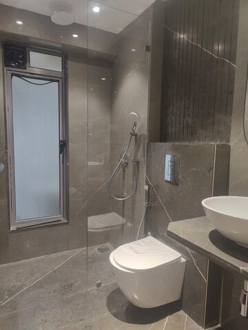 Bathroom in 3 BHK Apartment at West View Apartment Santacruz, Santacruz West – for Rent