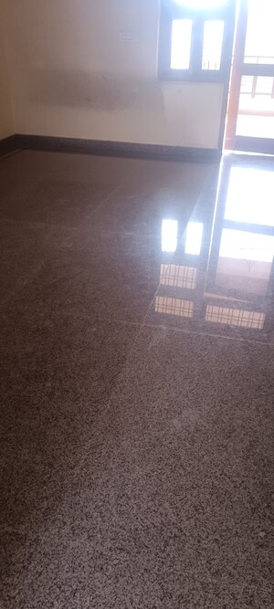 Room in 3 BHK Villa at Sector 8 – for Sale