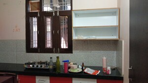 Furnished Amenities in 2 BHK Builder Floor at Mansarovar Extension – for Sale