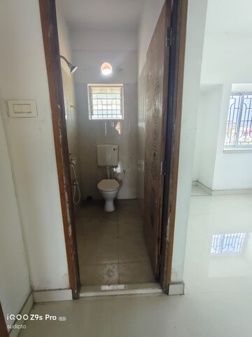 Attached Bathroom in 3 BHK Apartment at Topsia – for Sale