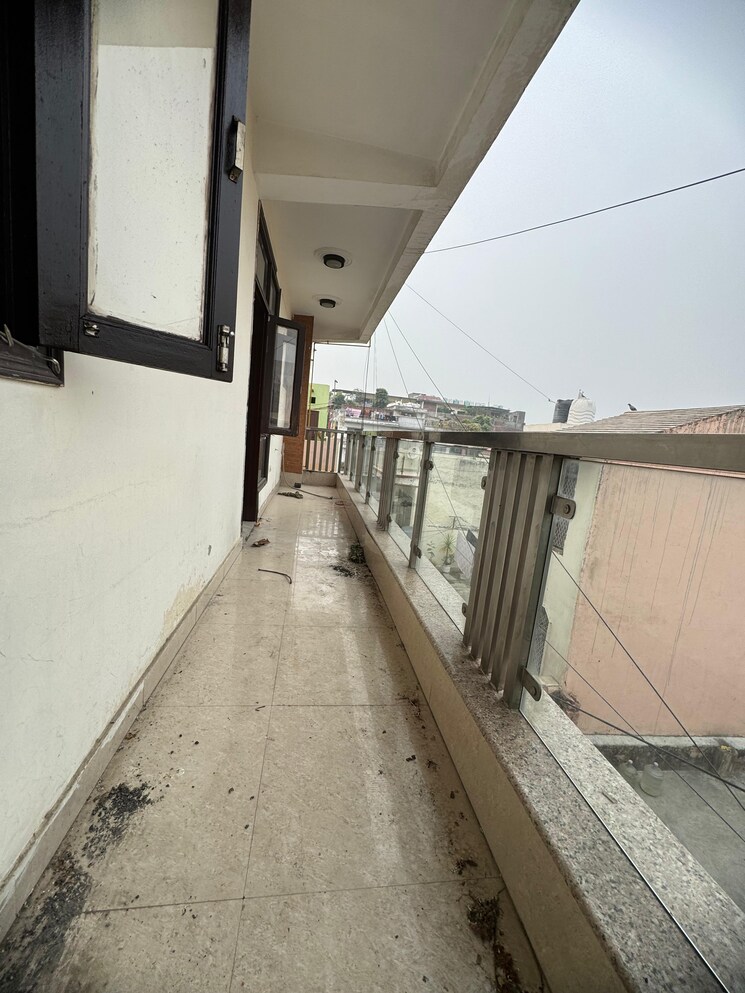 Balcony, saket 2 Bedroom 800 Sq.Ft. Builder Floor In Saket Delhi 9160276