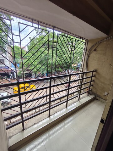 Balcony in 6 BHK Apartment at Topsia – for Sale