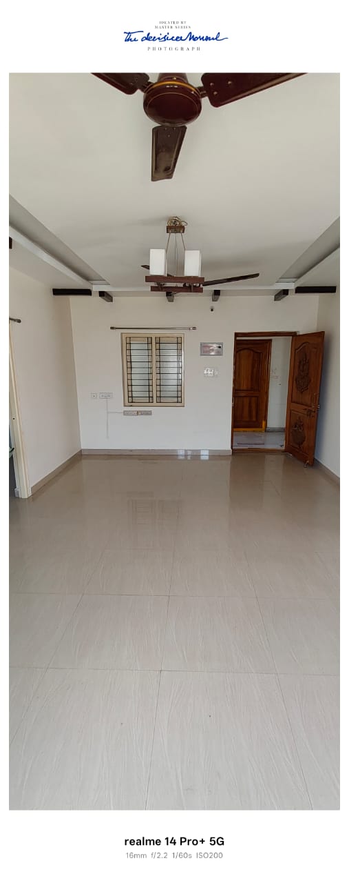 2 BHK + Extra Room Apartment For Sale in Sai Nilayam Apartments Kondapur