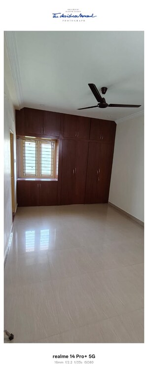 Master Bedroom in 2 BHK Apartment at Sai Nilayam Apartments Kondapur, Kondapur – for Sale
