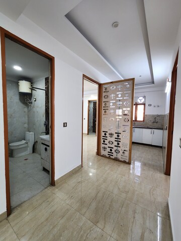 3 BHK Builder Floor For Rent in Chattarpur
