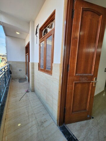 Furnished Amenities in 3 BHK Builder Floor at Chattarpur – for Rent