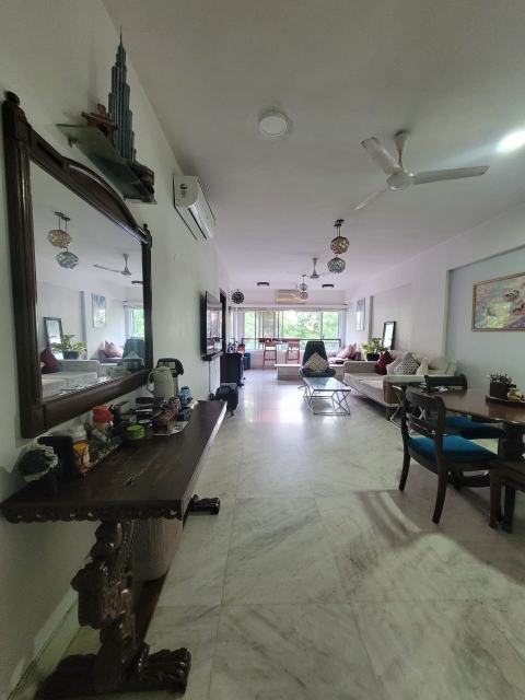 2.5 BHK + Servant Room Apartment For Rent in Monalisa Apartments Cumbala Hill