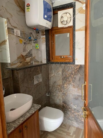 Bathroom in 3 BHK Apartment at BPTP Amstoria, Sector 102 – for Rent