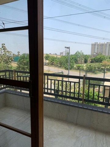 Balcony in 3 BHK Apartment at BPTP Amstoria, Sector 102 – for Rent