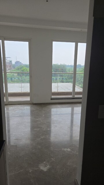 Room in 3 BHK Apartment at Ace Starlit, Sector 152 – for Rent