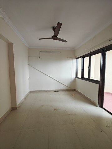 Room in 3 BHK Apartment at Keshav Kunj IV, Seawoods – for Rent