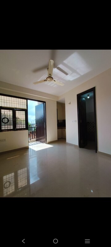Room in 1 BHK Builder Floor at Saket – for Rent
