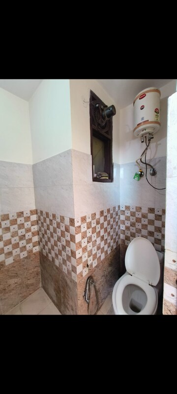 Bathroom in 1 BHK Builder Floor at Saket – for Rent