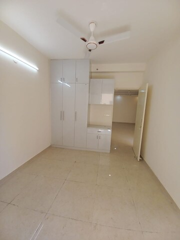 Room in 2 BHK Apartment at Signature The Millennia 2, Sector 37d – for Rent