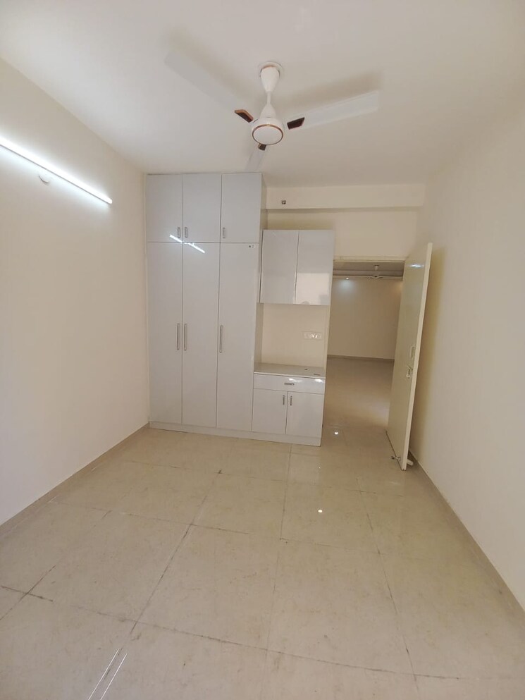 Room, signature-the-millennia-2 2 Bedroom 686 Sq.Ft. Apartment In Sector 37d Gurgaon 9160339