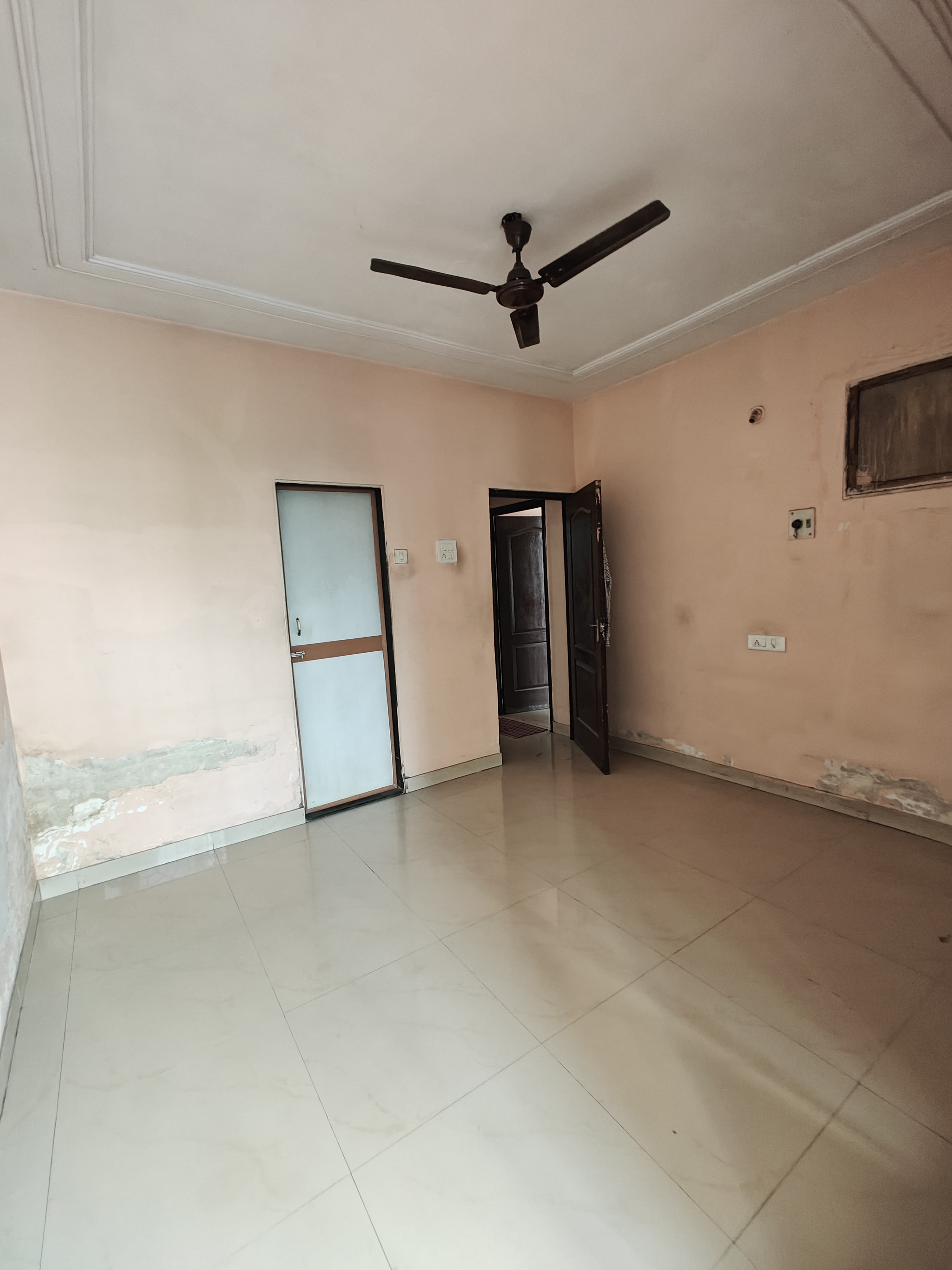 2 BHK 1050 Sq.Ft. Apartment in Padmashri CHS 