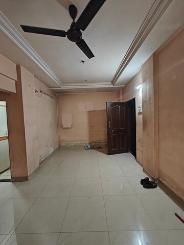 Room in 2 BHK Apartment at Padmashri CHS , Seawoods – for Rent