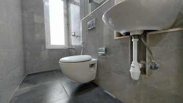 Bathroom in 5 BHK Apartment at Omkar Alta Monte, Malad East – for Rent