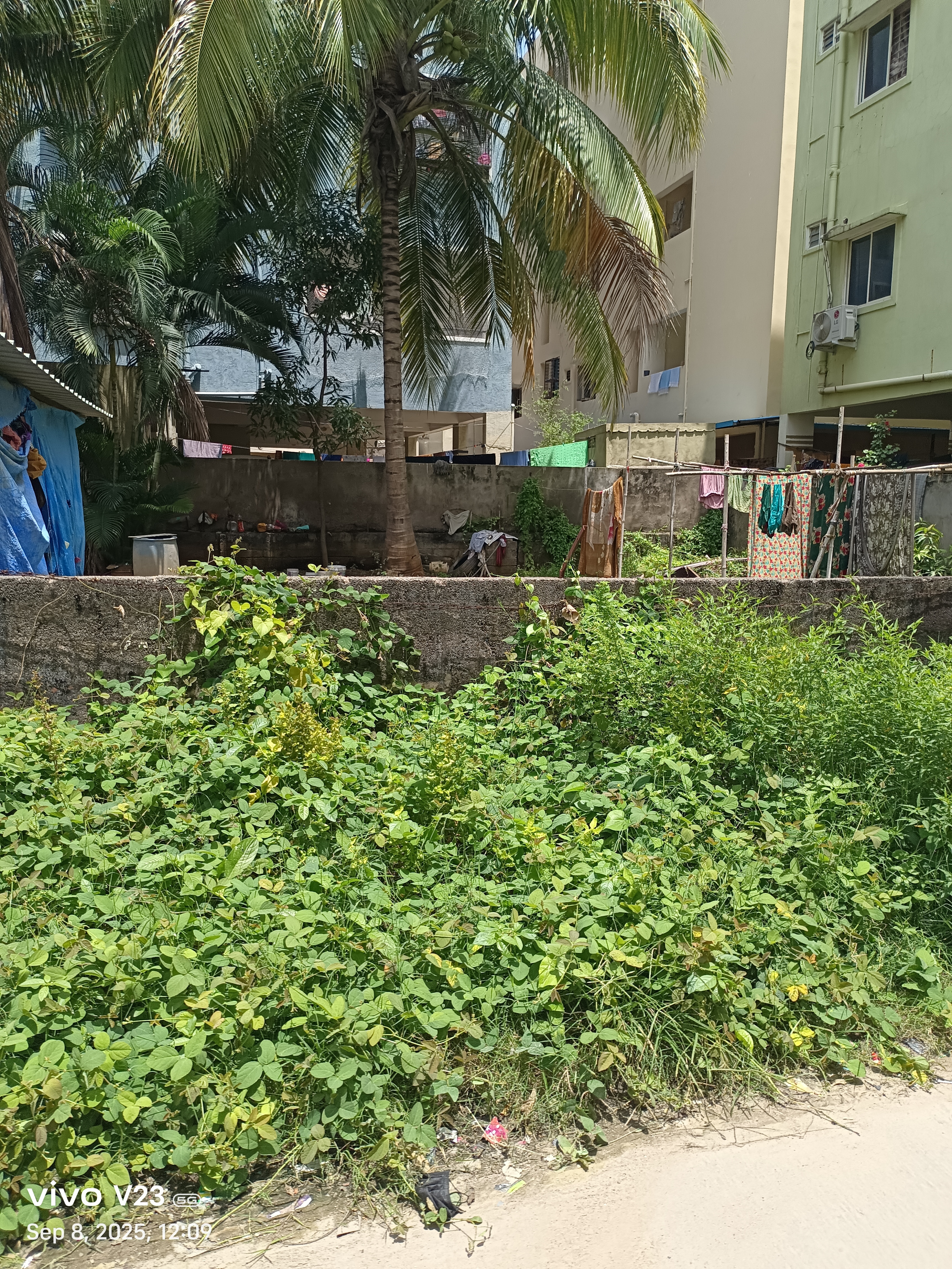 Plot For Sale in Kondapur