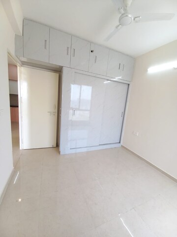Room in 2 BHK Apartment at Signature The Millennia 2, Sector 37d – for Rent