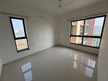 Room in 2 BHK Apartment at Shapoorji Pallonji Sensorium, Hinjewadi – for Rent