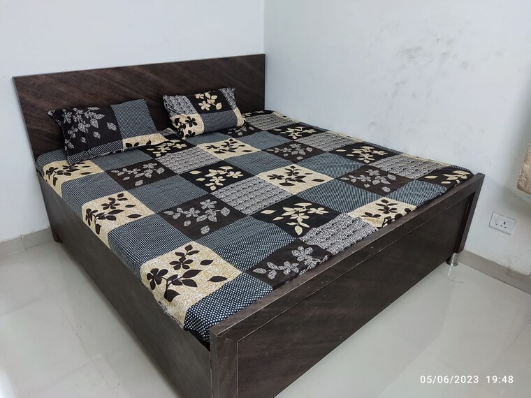 Bedroom, rof-aalayas 2 Bedroom 574 Sq.Ft. Apartment In Sector 102 Gurgaon 9160478