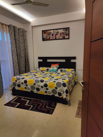 Bedroom in 4 BHK Builder Floor at Palam Vihar Residents Association, Palam Vihar – for Rent