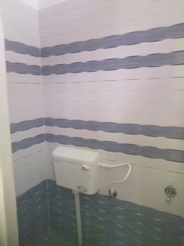 Bathroom, rai-enclave 2 Bedroom 900 Sq.Ft. Independent House In Deva Road Lucknow 9160535