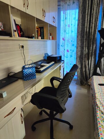 Master Bedroom in 4 BHK Builder Floor at Palam Vihar Residents Association, Palam Vihar – for Rent