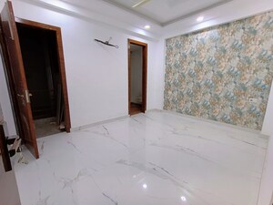 Room in 4 BHK Builder Floor at Vasundhara Sector 3 – for Sale