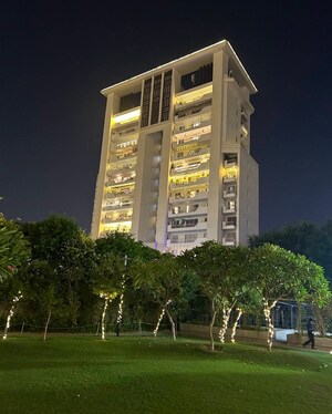 4 BHK Apartment – Exterior View View at Bestech Park View Spa, Sector 47 - for Sale