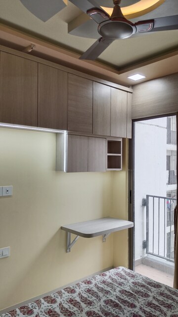 Room in 1 BHK Apartment at Runwal My City Phase II Cluster 05, Dombivli East – for Rent