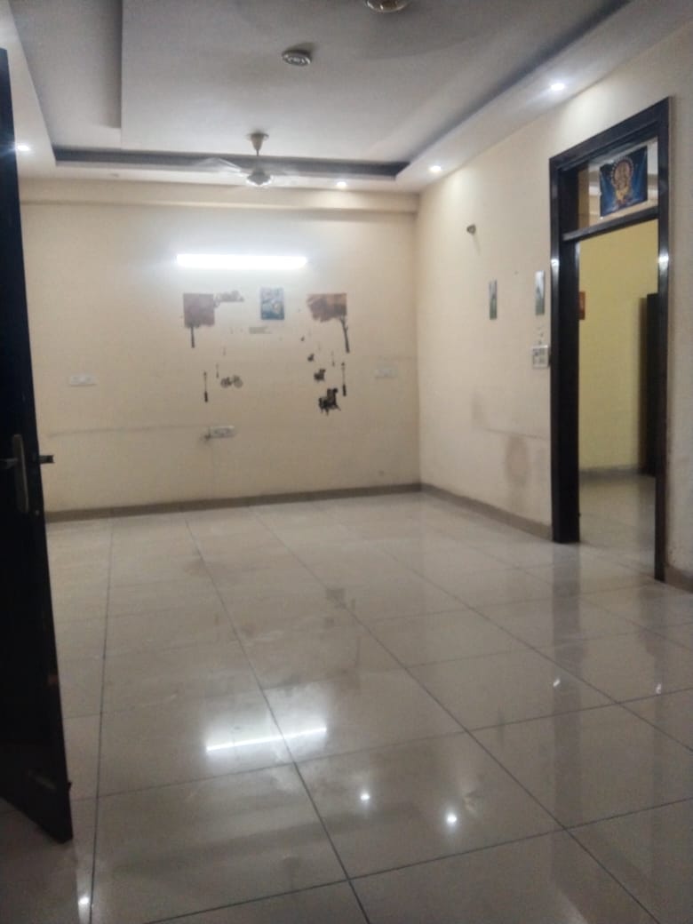 3 BHK + Study Room Apartment For Rent in Gaurs Green Vista
