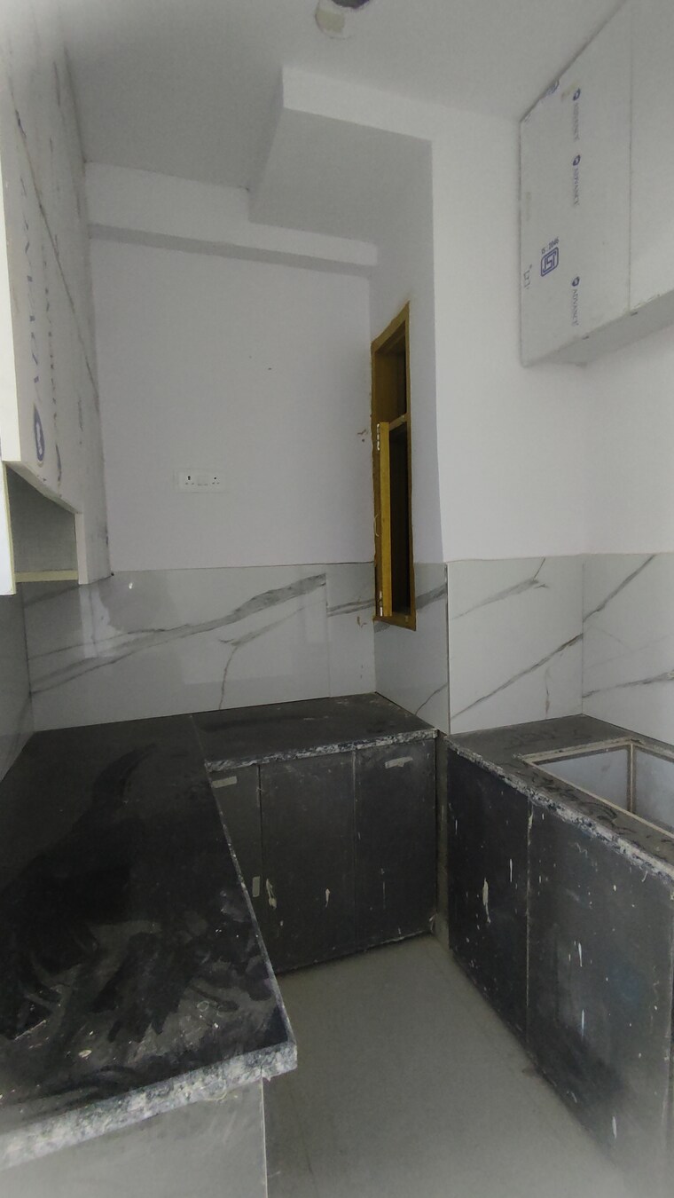 Kitchen/pantry, sector 73 1 Bedroom 650 Sq.Ft. Apartment In Sector 73 Noida 9160664