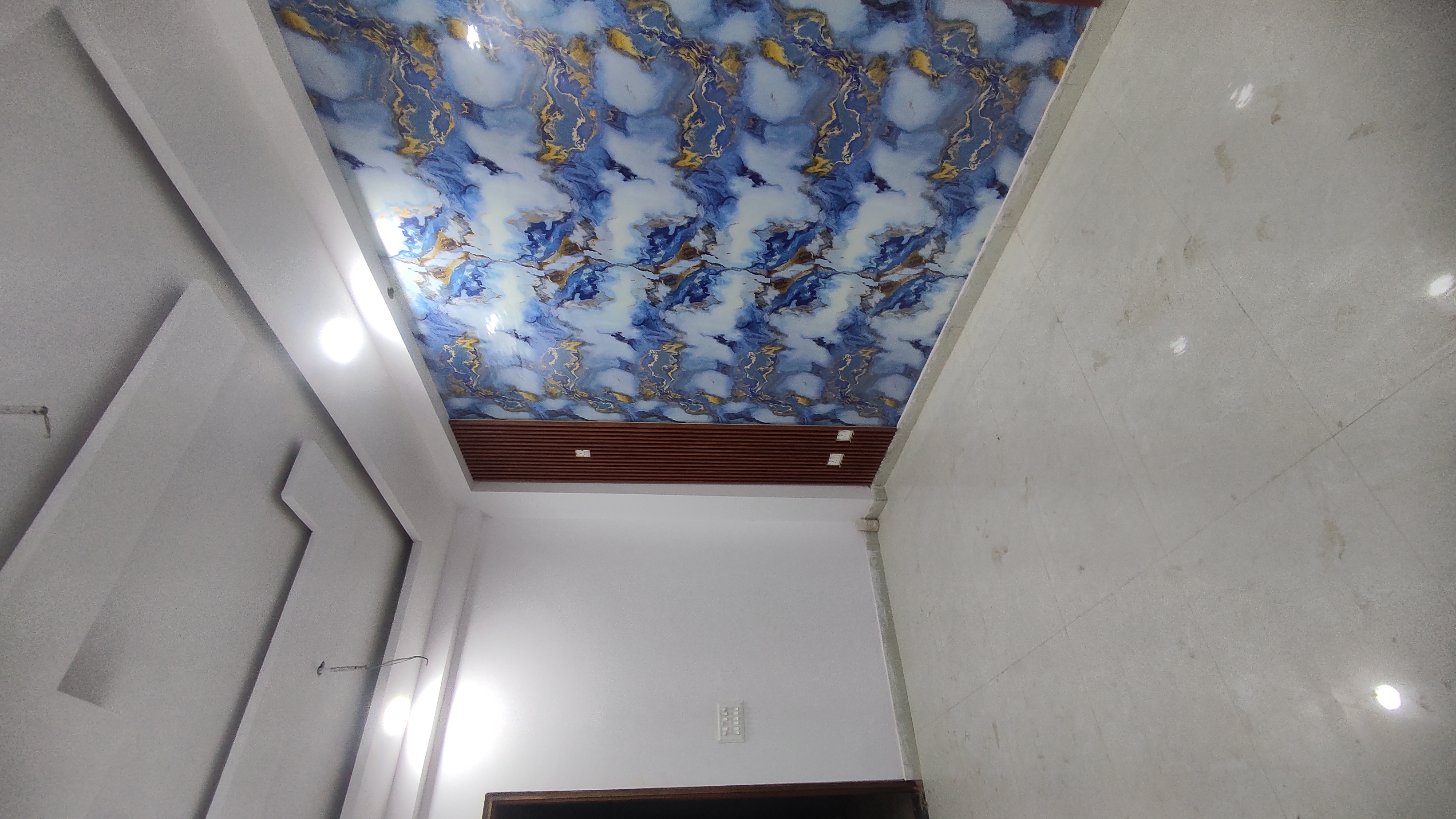 1 BHK Apartment For Sale in Paradise Apartment