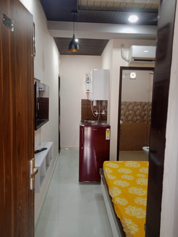 Study Room, sector 38 1 RK 300 Sq.Ft. Apartment In Sector 38 Gurgaon 9160647