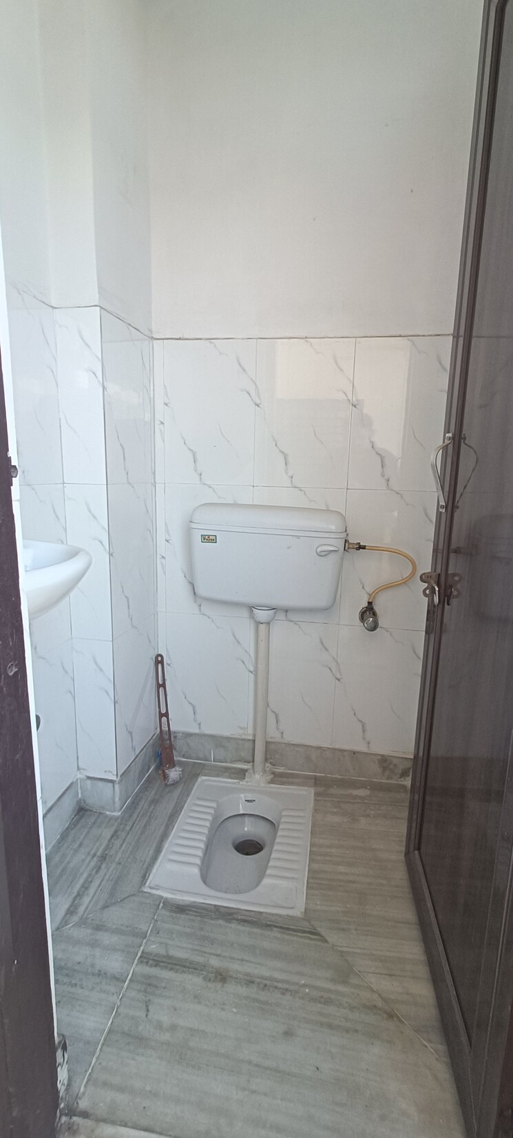 Bathroom, mayur vihar 1 2 Bedroom 702 Sq.Ft. Builder Floor In Mayur Vihar 1 Delhi 9160671