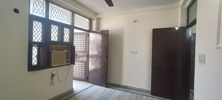 Room, mayur vihar 1 2 Bedroom 702 Sq.Ft. Builder Floor In Mayur Vihar 1 Delhi 9160671