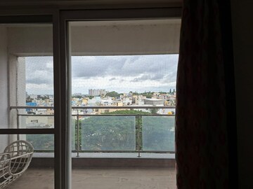 Room in 4 BHK Apartment at Sobha Dew Flower, Jp Nagar – for Rent