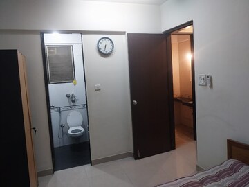 Furnished Amenities in 1 BHK Apartment at Lake Home, Powai – for Rent