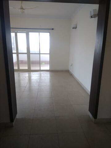 Room in 2 BHK Apartment at Puravankara Purva Belmont, Jp Nagar – for Rent