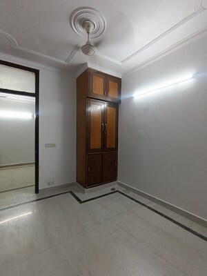 Room in 2 BHK Builder Floor at Govindpuri – for Sale
