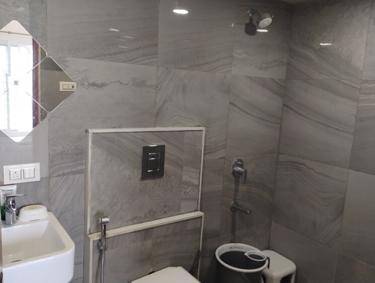 Bathroom, dhaval-sunrise-charkop 2 Bedroom 691 Sq.Ft. Apartment In Kandivali West Mumbai 9160745