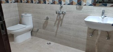 Bathroom in 2 BHK Builder Floor at Ansal Plaza Sector-23, Sector 23 – for Rent
